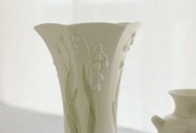 铃兰水培vs土培，哪个更好？（比较铃兰水培和土培的优缺点）